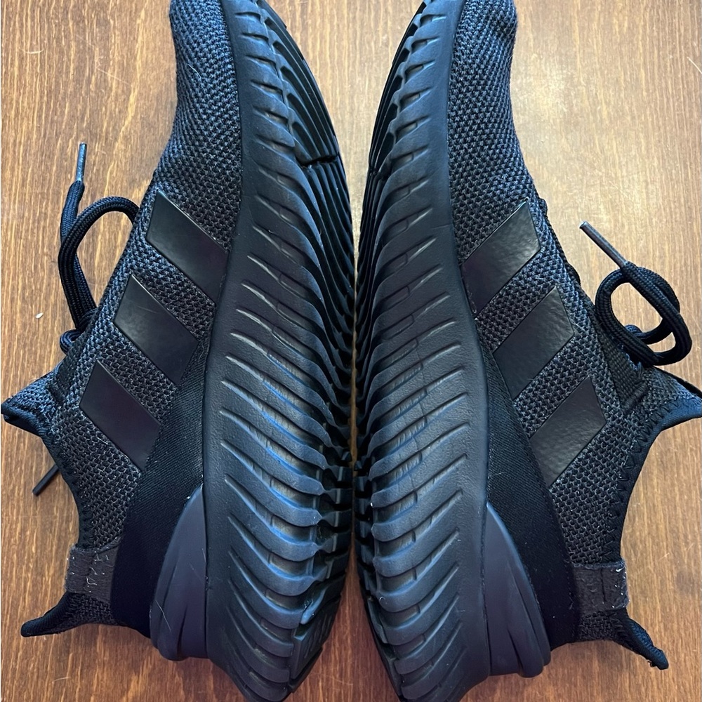 Adidas Kapitr 3.0 Men’s Running Shoes. Size 9. Black - Picture 5 of 9